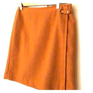 Banana republic fall inspiration wool blend skirt